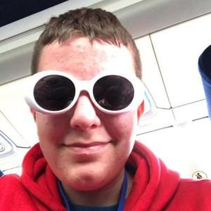 Meet your Posher, Collin